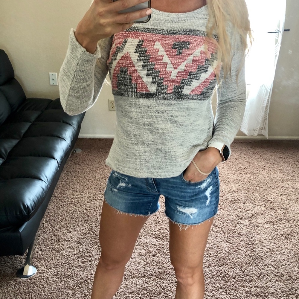 American Eagle Sweater